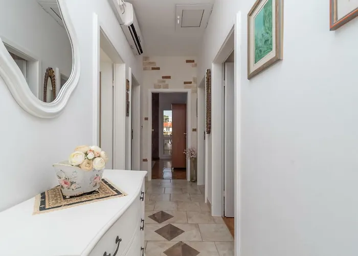 Domic Appartement Slatine